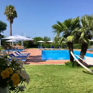 https://sciabecco-suite-resort.in-sardinia.net